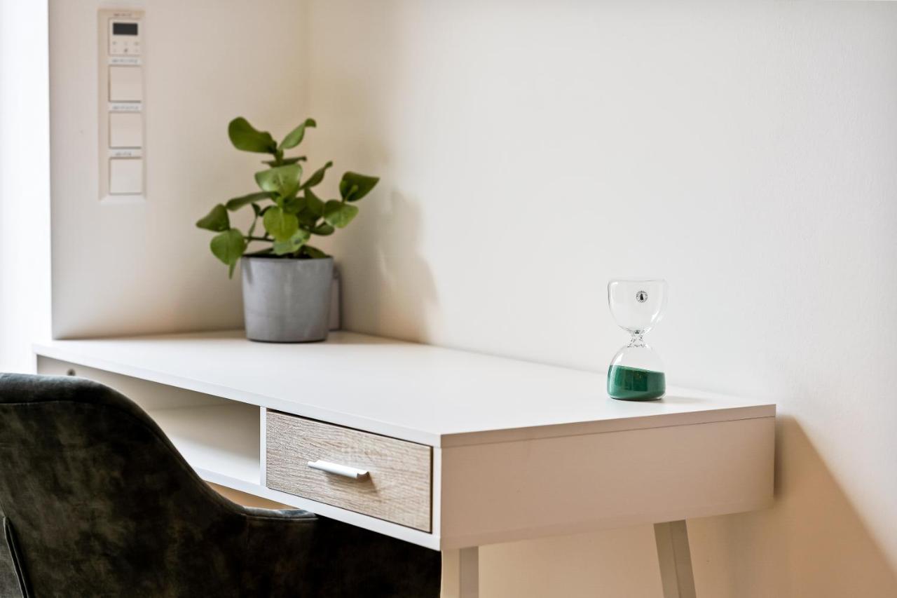 만하임 Lit Living - Luxus Loft - Box Spring - Air Con - Bbq - Panorama 아파트 외부 사진